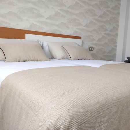 Second Home Arzua Apartamentos Стая снимка